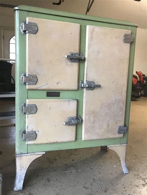 vintage ice box restoration